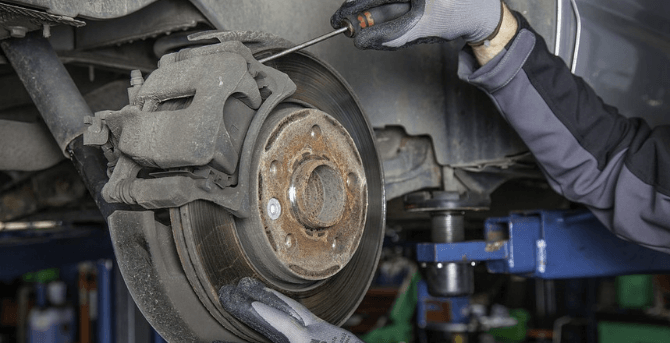 What Are the Signs That Indicate You Need to Replace Brake Pads?